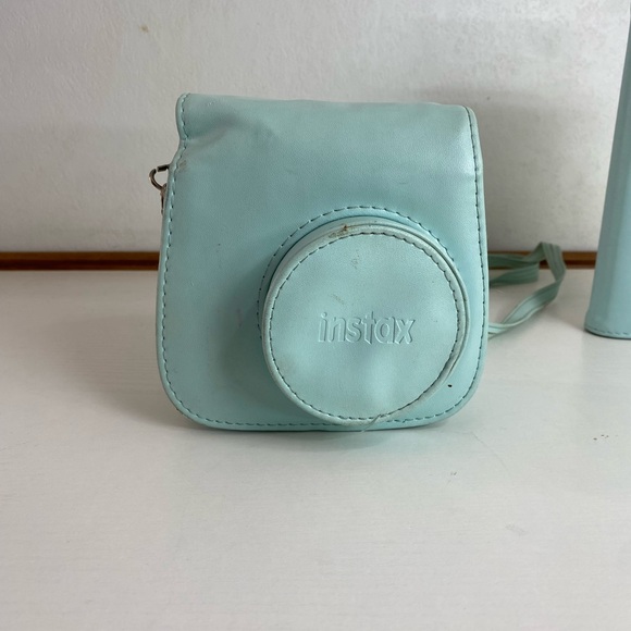 Fujifilm Instax Mini 9 Instant Camera & Case- Teal - Picture 8 of 11